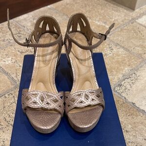 Adrienne Vittadini Carolina Wedge Sandal (Women)